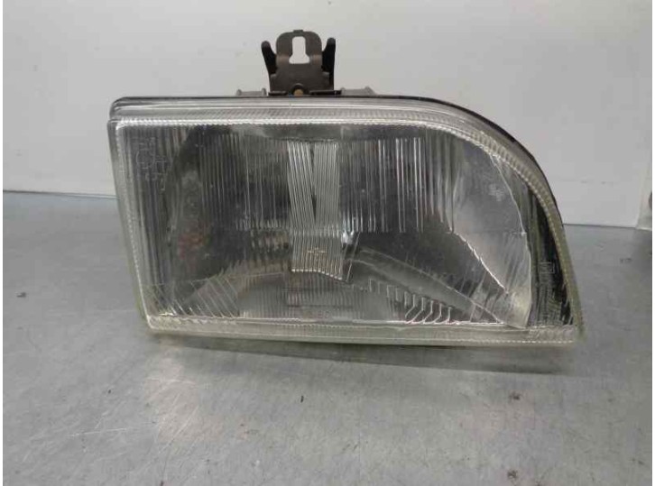 Recambio de faro derecho para ford fiesta berl./express 1.1 referencia OEM IAM   
