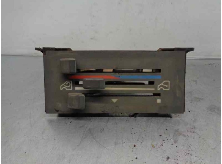 Recambio de mando calefaccion / aire acondicionado para ford transit, caja cerrada 86/92 2.5 diesel referencia OEM IAM 95VW18D45