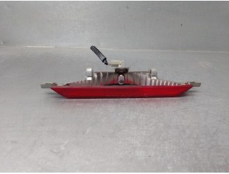 Recambio de luz central de freno para toyota avensis verso (m20) 1998 referencia OEM IAM 8157013160  5 PUERTAS