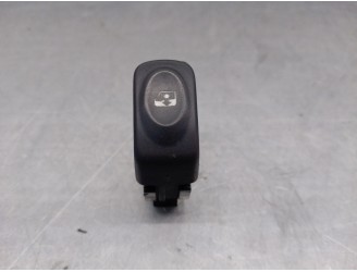 Recambio de mando elevalunas delantero izquierdo para renault clio ii fase i (b/cbo) 1.9 dti diesel referencia OEM IAM 770043000