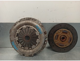 Recambio de kit embrague para renault megane i coupe fase 2 (da..) 1.4 cat referencia OEM IAM 7701477017 VALEO