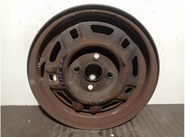 Recambio de llanta para volvo serie 340 1.7 referencia OEM IAM 3293804 R135JX13ET40 HIERRO