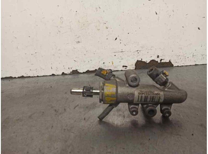 Recambio de bomba embrague para opel vectra c berlina 1.9 cdti referencia OEM IAM 000552033450  