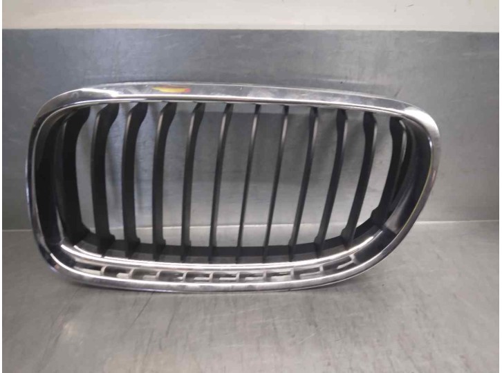 Recambio de rejilla delantera para bmw serie 3 berlina (e90) 2.0 turbodiesel cat referencia OEM IAM 51712151895 