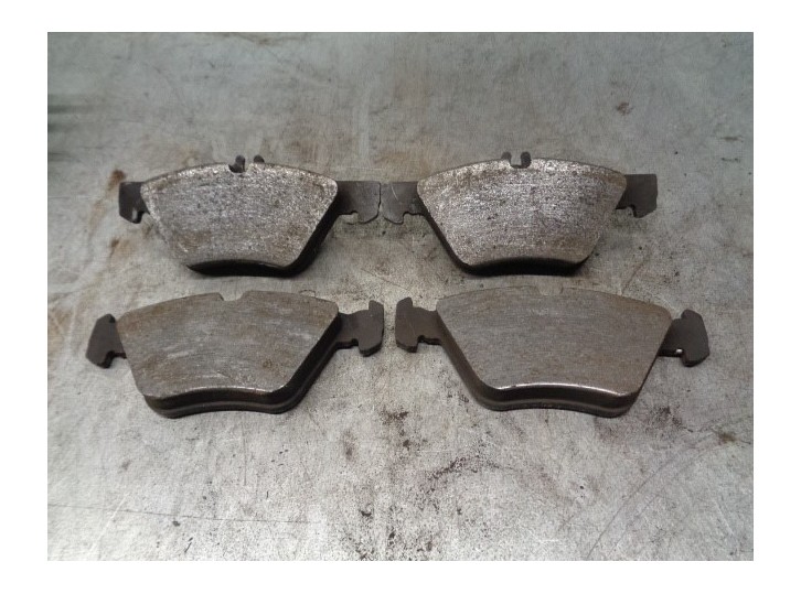 Recambio de pastillas de freno para mercedes-benz clase e (w210) berlina 2.8 v6 18v cat referencia OEM IAM 