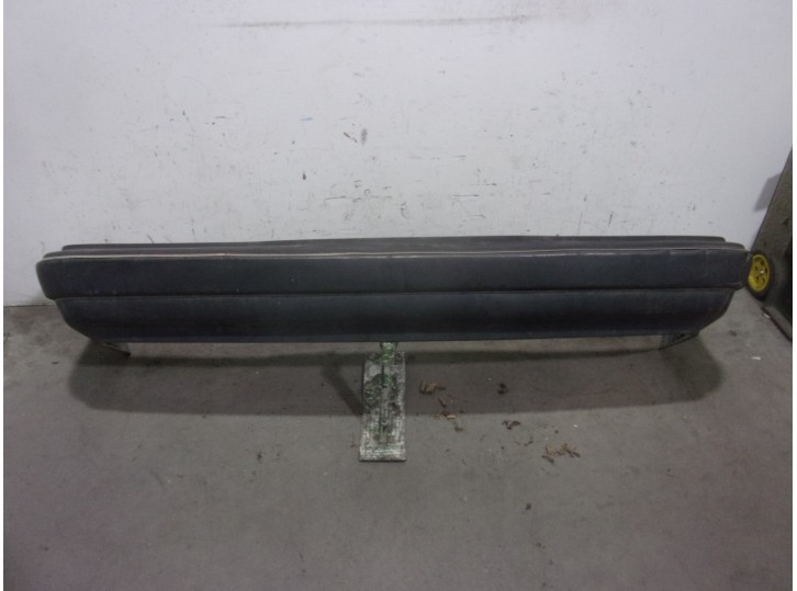 Recambio de paragolpes trasero para volvo serie 340 1.7 referencia OEM IAM 3343634 NEGRO TEXTURADO 4 PUERTAS