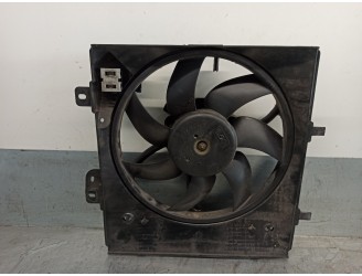 Recambio de electroventilador para peugeot 208 1.2 16v vti referencia OEM IAM 9829774580  