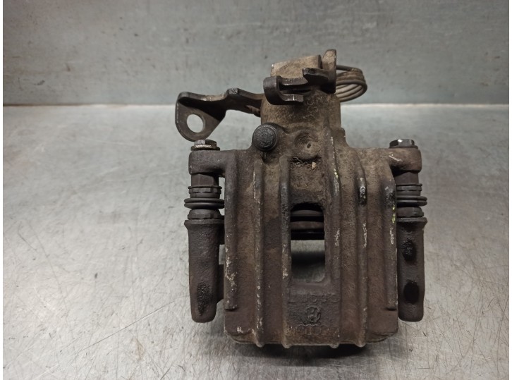 Replacement rear left brake caliper for Audi A6 Avant (4B5) 2.5 V6 24v TDi OEM IAM reference 8E0615423 LUCAS