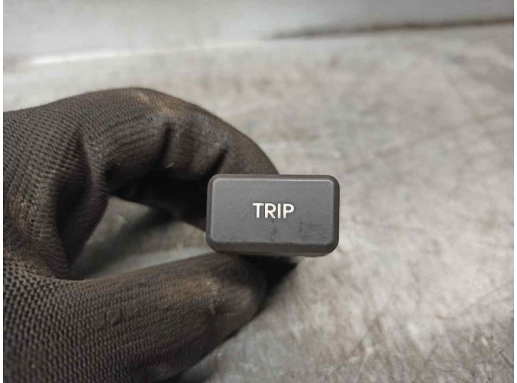 Recambio de botones salpicadero para kia soul 1.6 cat referencia OEM IAM 202007878 