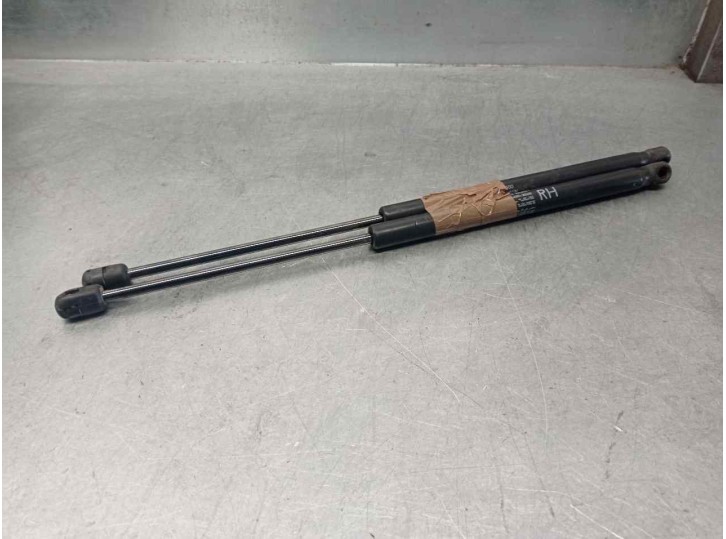 Recambio de amortiguadores maletero / porton para kia soul 1.6 cat referencia OEM IAM   