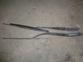 Recambio de brazo limpia delantero derecho para kia soul 1.6 cat referencia OEM IAM   