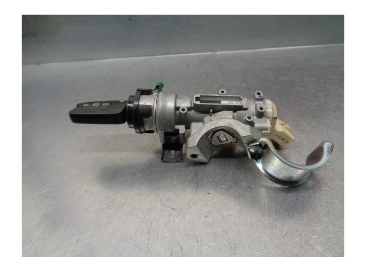Replacement ignition switch for Kia Soul 1.6 CAT OEM IAM reference 931102K000 