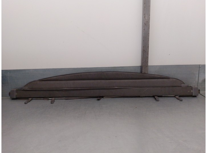 Recambio de bandeja trasera para toyota avensis verso (m20) 1998 referencia OEM IAM 6491044050B0  5 PUERTAS