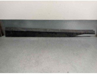 Recambio de spoiler talonera lateral izquierda para hyundai kona 1.0 tgdi cat referencia OEM IAM 87721J9000 