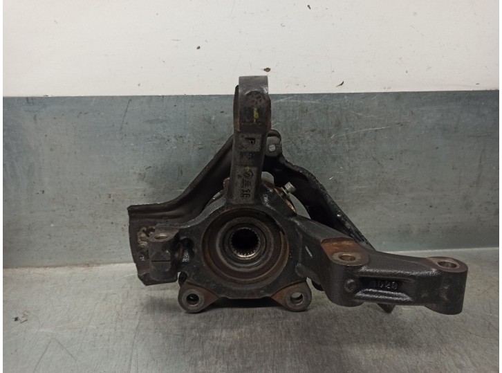 Recambio de mangueta delantera izquierda para lancia lybra berlina 1.9 turbodiesel cat referencia OEM IAM 46745436  