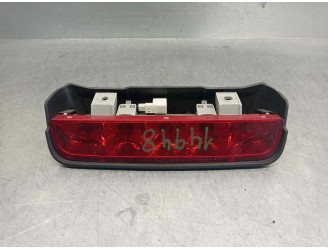 Recambio de luz central de freno para kia soul 1.6 cat referencia OEM IAM 927012K0  