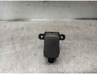 Recambio de mando elevalunas trasero izquierdo para kia soul 1.6 cat referencia OEM IAM 4865201110 