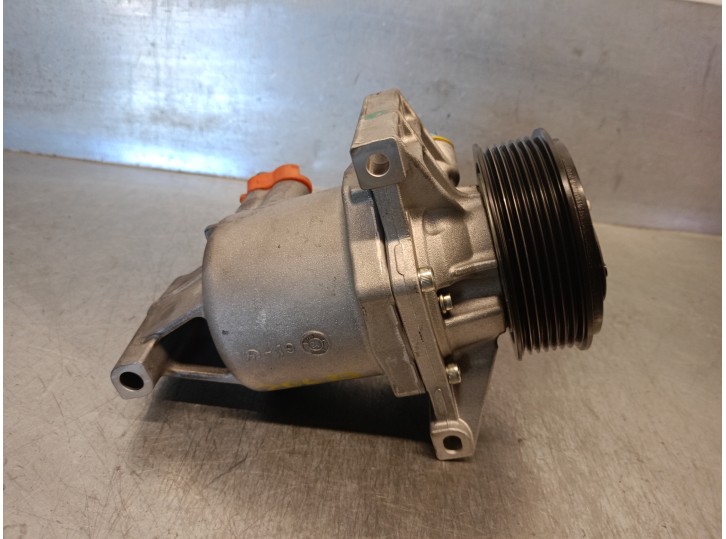 Replacement air conditioning compressor for Dacia Sandero III 1.0 TCe 90 OEM IAM reference 926008469R 