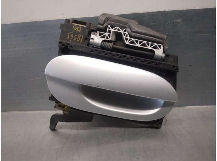 Recambio de maneta exterior delantera derecha para bmw serie 5 berlina (e39) 3.0 24v turbodiesel cat referencia OEM IAM 51218245