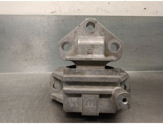 Recambio de soporte motor izquierdo para jeep compass (mp, m6, mv, m7) 1.3 referencia OEM IAM 00521153970  MOPAR