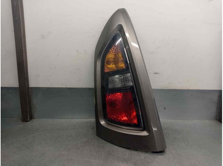 Replacement rear left tail light for Kia Soul 1.6 CAT OEM IAM reference 924332K000 5 DOORS