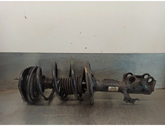 Replacement right front shock absorber for Toyota Corolla (E15) 2.0 turbodiesel cat OEM IAM reference 4851012B70 