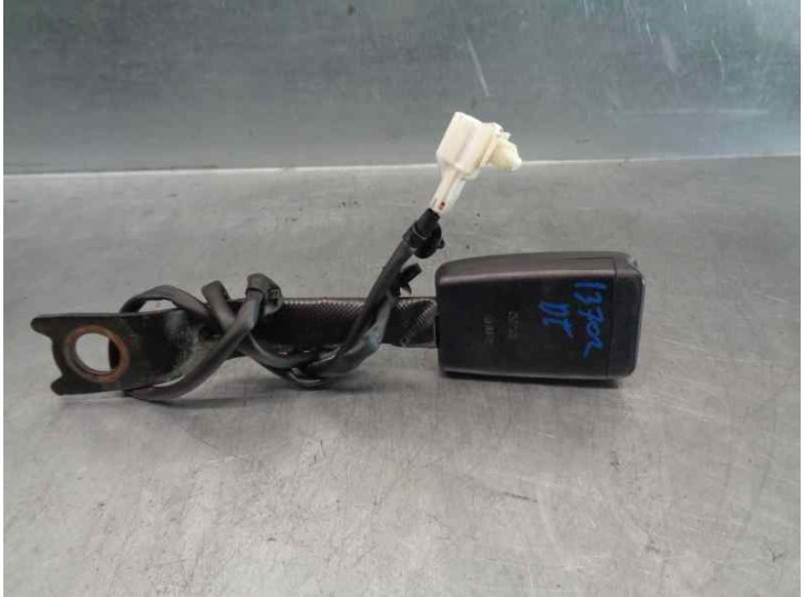 Recambio de enganche cinturon para mitsubishi grandis (na0w) 2.0 di-d cat referencia OEM IAM 1018049  