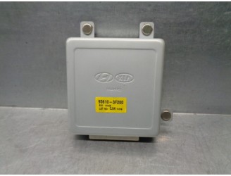 Recambio de modulo electronico para kia opirus 3.5 v6 cat referencia OEM IAM 956103F200  