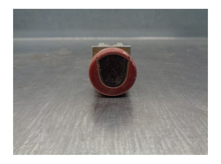 Replacement hazard warning switch for Citroën Berlingo 1.9 diesel OEM IAM reference 655491 