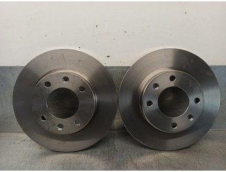 Recambio de disco freno trasero para peugeot 405 berlina referencia OEM IAM 6025804  