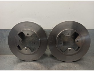 Recambio de disco freno trasero para nissan vanette (c 220) referencia OEM IAM 40206Y9503  