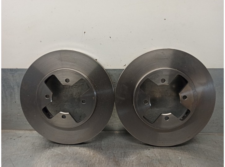 Recambio de disco freno trasero para nissan vanette (c 220) referencia OEM IAM 40206Y9503 
