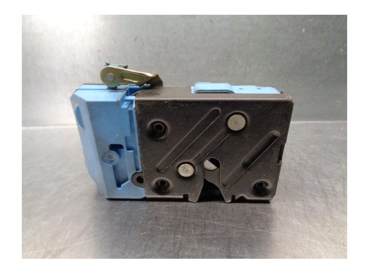 Recambio de cerradura puerta delantera derecha para volvo s60 berlina 2.4 cat referencia OEM IAM 8650546 8 PINES 5 PUERTAS