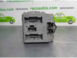 Recambio de caja reles / fusibles para fiat punto berlina (188) 1.2 cat referencia OEM IAM 46766769 