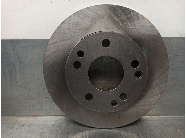 Recambio de disco freno trasero para mercedes-benz clase c (w201) berlina referencia OEM IAM 6015843  