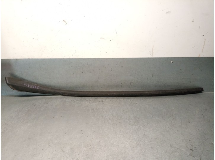 Recambio de moldura para citroën c4 lim. collection referencia OEM IAM 9687124680 8120CJ 