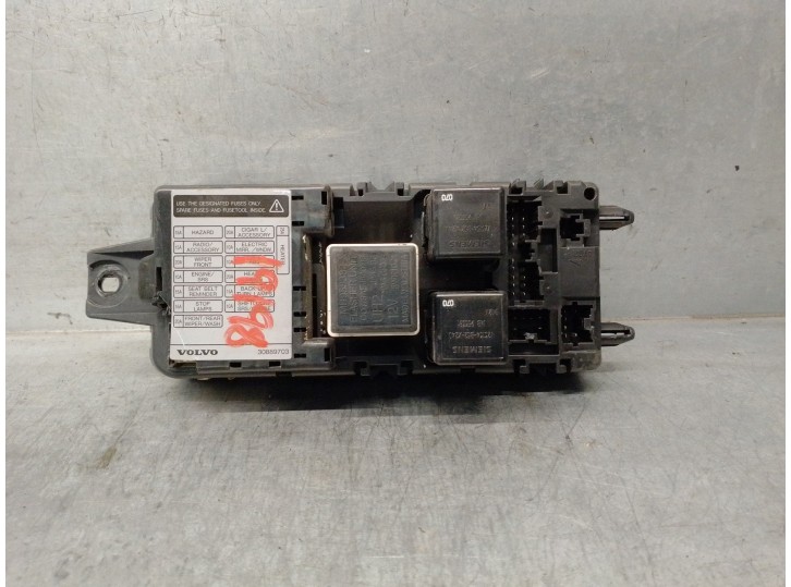 Recambio de caja reles / fusibles para volvo s40 berlina 1.8 cat referencia OEM IAM 30889703 