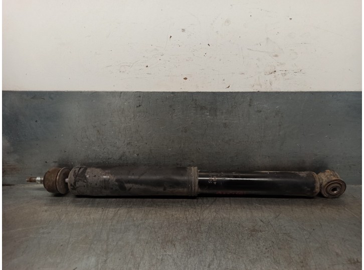 Recambio de amortiguador trasero derecho para ssangyong kyron 2.0 referencia OEM IAM 4531009502  