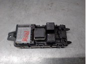Recambio de caja reles / fusibles para volvo s40 berlina 1.8 cat referencia OEM IAM 30889703 