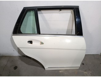 Recambio de puerta trasera derecha para mercedes-benz clase c (w204) berlina 3.0 cdi cat referencia OEM IAM A2047300405 A2047300