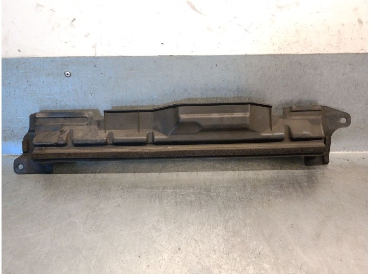 Recambio de molduras delanteras para nissan juke (f15) 1.6 referencia OEM IAM 628201KE0A 628201KE0A 