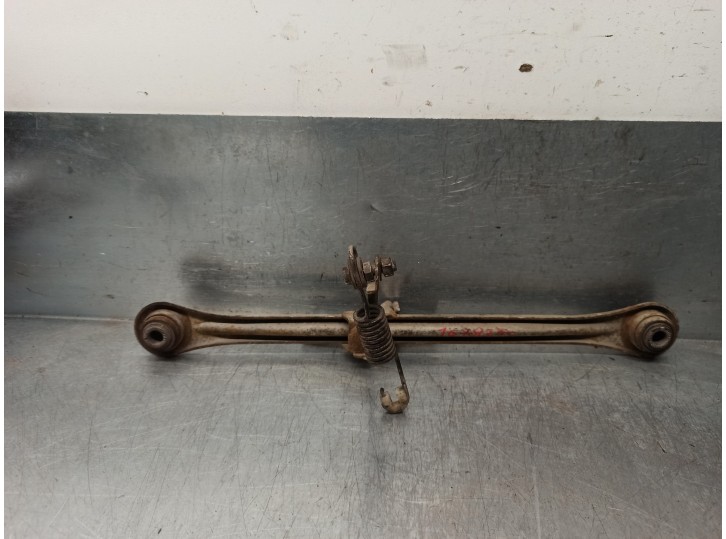 Replacement rear upper left suspension arm for Suzuki Swift SF Berlina (MA) 1.3 CAT OEM IAM reference 4630070C02 