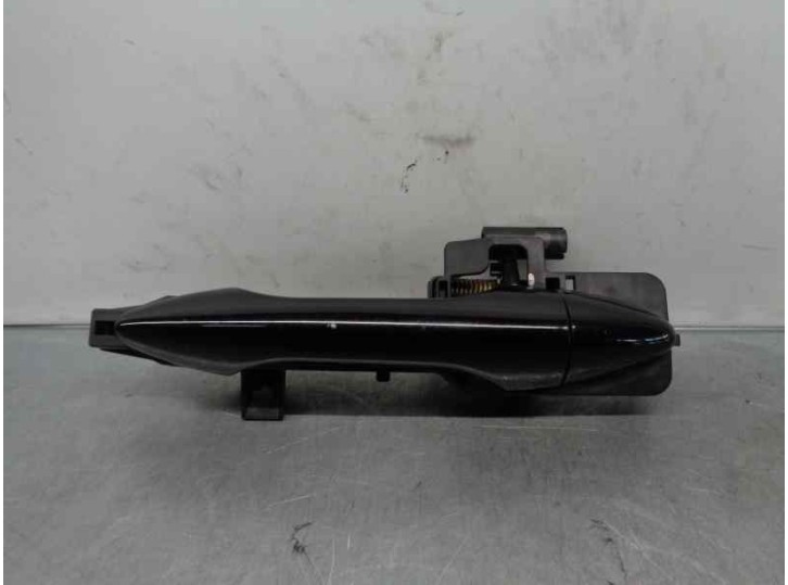 Recambio de maneta exterior delantera derecha para hyundai ix35 1.7 crdi cat referencia OEM IAM 826512Y010  