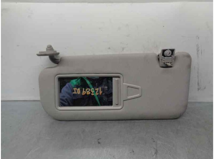 Recambio de parasol izquierdo para hyundai ix35 1.7 crdi cat referencia OEM IAM 852102S530OM 
