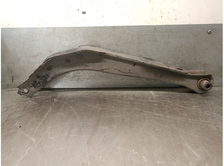 Recambio de brazo suspension superior trasero izquierdo para saab 9-5 (ys3e) 2.3 t referencia OEM IAM B235E B235E 