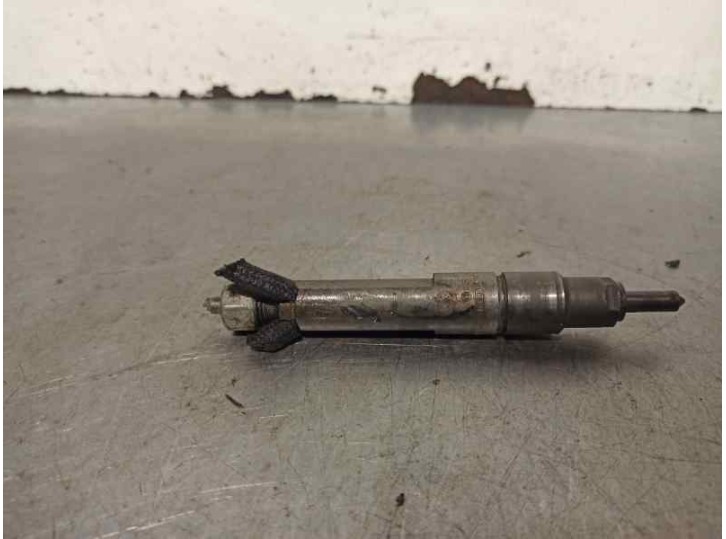Replacement injector for Audi 80 (811/813) 1.8 OEM IAM reference 028130201G KBEL58P87 BOSCH