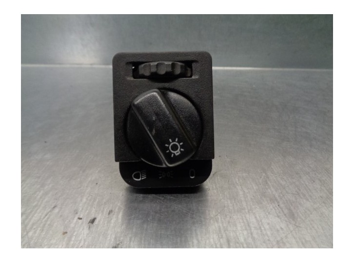 Recambio de mando luces salpicadero para opel combo (corsa b) 1.7 diesel referencia OEM IAM 90481764 90481763 