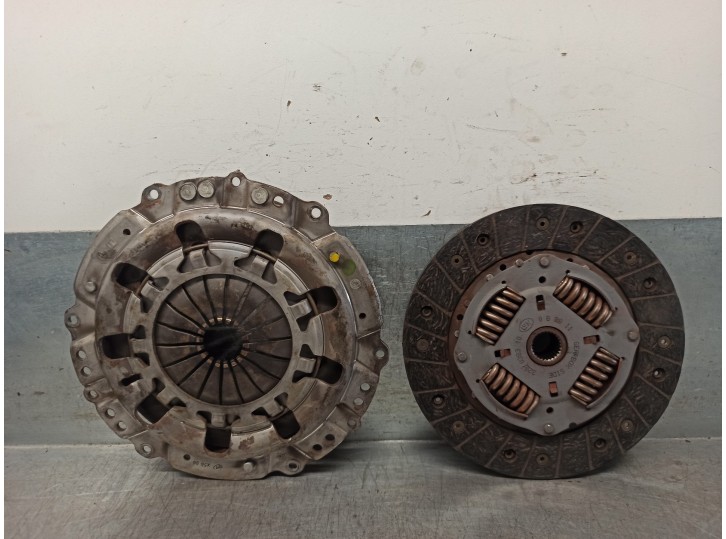 Recambio de kit embrague para renault kangoo (f/kc0) 1.5 dci diesel referencia OEM IAM 7701479194 122032410 LUK