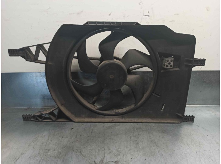 Recambio de electroventilador para renault espace iv (jk0) 2.2 dci turbodiesel referencia OEM IAM 8200273171 