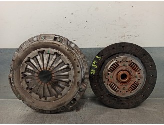 Recambio de kit embrague para fiat punto berlina (188) 1.3 jtd cat referencia OEM IAM 71737147 584712 VALEO